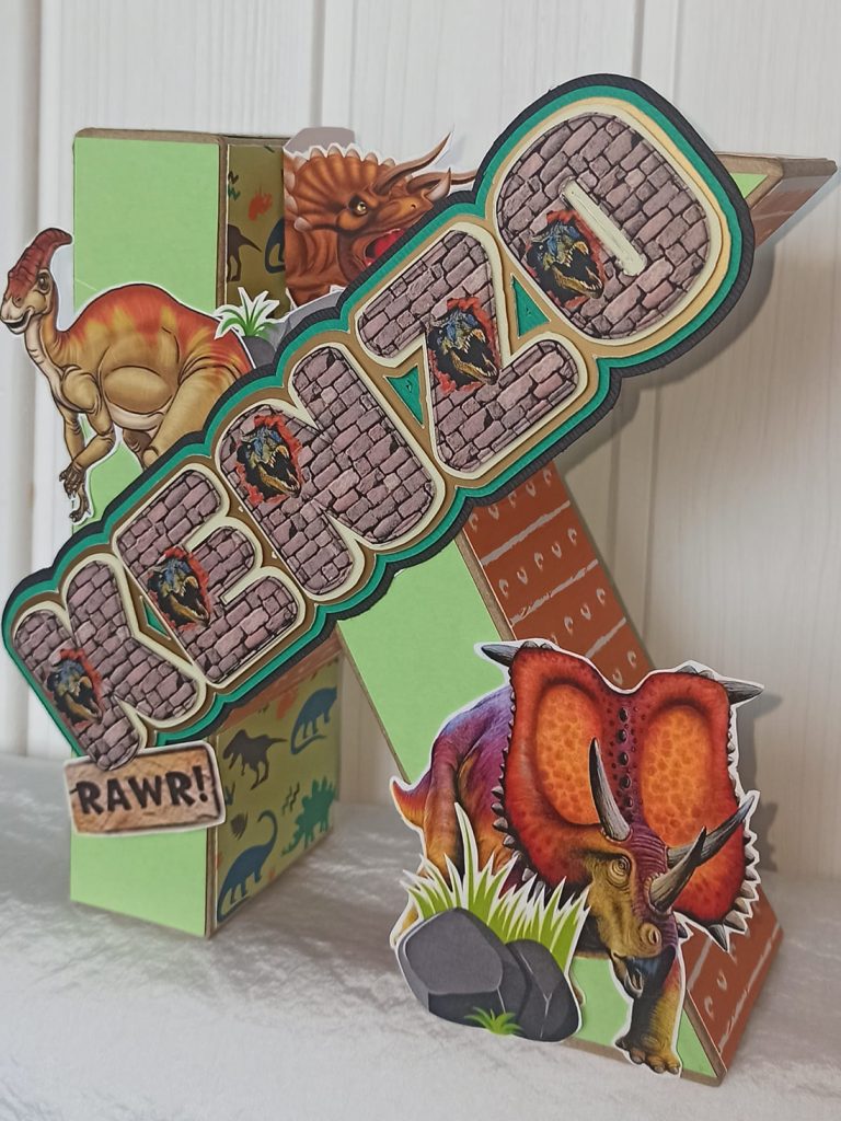 Letras decoradas dinosaurios